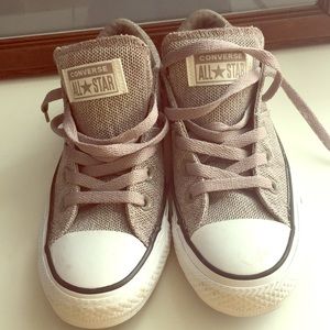 Converse grey women’s size 6 shoes